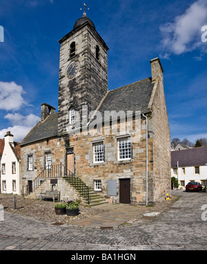 La maison de ville à la place de la ville de le Royal Burgh de Culross à Fife en Écosse Banque D'Images