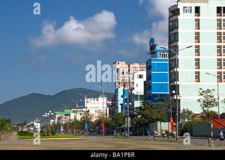 Les immeubles de grande hauteur dans la ville portuaire de Da Nang Vietnam Banque D'Images