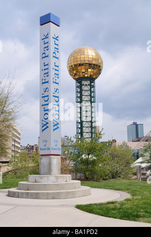 L'Également Sunsphere, un symbole de l'Exposition mondiale 1982 à Knoxville, Tennessee, USA. Photo par Darrell Young. Banque D'Images