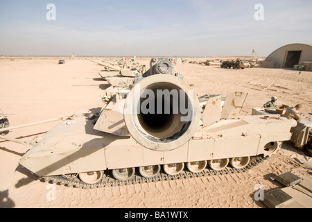 Génie, de l'Iraq - M1 Abrams tank at Camp Warhorse. Banque D'Images