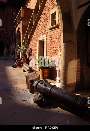 L'école la plus ancienne à Cracovie Pologne Collegium Maius Musée de l'Université Jagellonne cour intérieure de la Vieille Ville UNESCO Banque D'Images