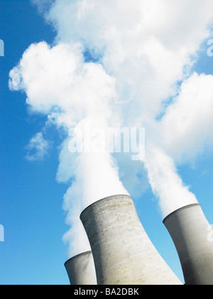 La fumée d'usine industrielle Banque D'Images