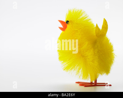 Pour les fêtes de Pâques Poussin jouet Banque D'Images