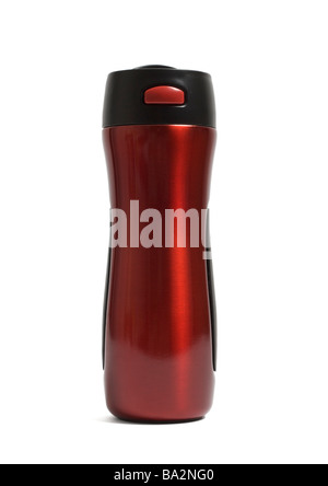 Isolation thermique rouge tasse à café de voyage sur fond blanc Banque D'Images