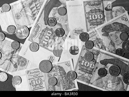 Années 1980, photo en noir et blanc, de l'économie, des finances, de l'argent allemand, mark allemand, de billets, de pièces Banque D'Images