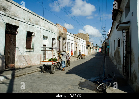 CUBA Camaguay les vendeurs de rue Mars 2009 Banque D'Images