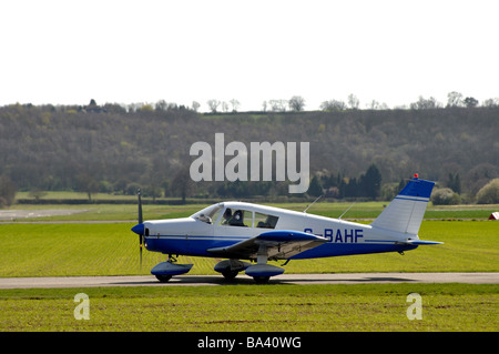 Piper PA28 Cherokee avion à l'Aérodrome de Wellesbourne, Warwickshire, UK Banque D'Images