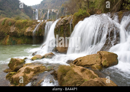 Chine Yunnan Luoping Comté neuf Cascade dragon Banque D'Images