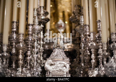 Détail d'un flotteur d'argent utilisé pour les processions de Pâques appartenant à la Fraternité Amargura San Juan de la Palma, ville de l'église Banque D'Images