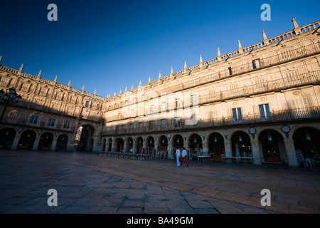 Plaza Mayor Main Square tôt le matin ville de Salamanque communauté autonome de Castille et Leon Espagne Banque D'Images