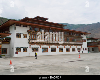 L'Aéroport International de Paro au Bhoutan. L'Asie du Sud. Bâtiments du terminal 90588 Bhutan-Paro horizontal-Airport Banque D'Images