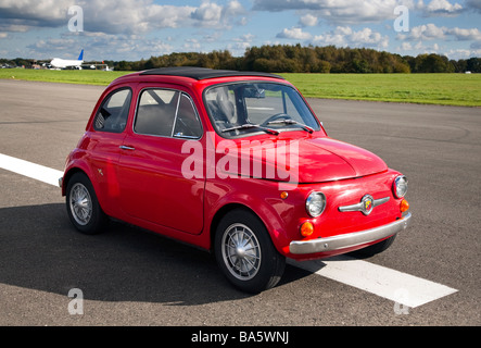 Fiat 500 Abarth rouge Banque D'Images