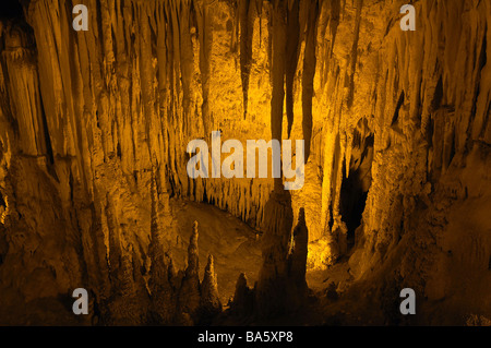 L'Epire Grèce continentale Europe Perama-Höhle série stalagmites grotte grotte vue destination stalactites stalagmites lime-PAT Banque D'Images