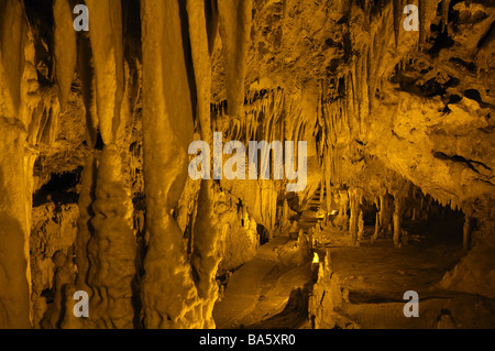 L'Epire Grèce continentale Europe Perama-Höhle série stalagmites grotte grotte vue destination stalactites stalagmites lime-PAT Banque D'Images