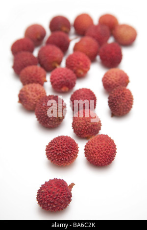 Litchis isolated on a white background studio Banque D'Images