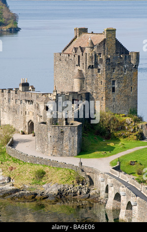 Le Château d'Eilean Donan sur Loch Duich à Dornie, Wester Ross Highlands écossais 2343 SCO Banque D'Images