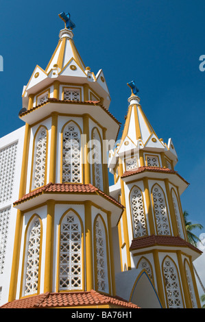 Notre Dame de l'église de Santé Azur Tamil Nadu Inde Banque D'Images