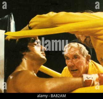 ROCKY II - 1979 UA film avec Sylvester Stallone à gauche et Burgess Meredith comme son entraîneur Banque D'Images