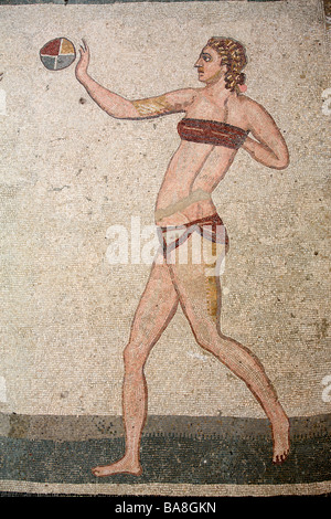 Bikini girl en mosaïque Villa del Casale, Piazza Armerina, Sicile, Italie Banque D'Images