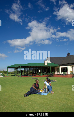 Les touristes peuvent s'offrir le luxe de l'un des plus grands resorts Zimbabwe Troutbeck resort au Zimbabwe's eastern highlands Banque D'Images