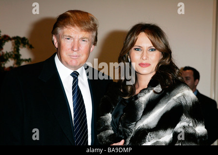 L'atout de Donald et son épouse Melania Knauss en Amérique au Musée d'Art Moderne MOMA/24 à New York Banque D'Images