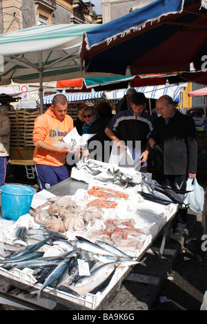 La Fiera marché, Catane, Sicile, Italie Banque D'Images