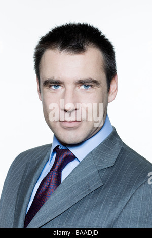 Portraits expressifs isolé sur fond blanc d'un bel homme Banque D'Images