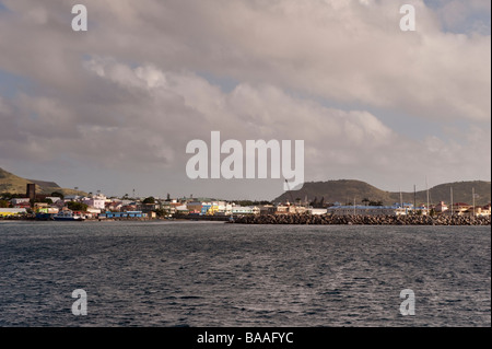 Basseterre la capitale de St Kitts photographié de l'étranger Banque D'Images