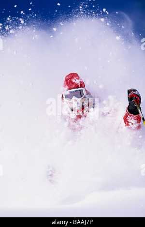 Ski homme poudre profonde dans l'Utah. Banque D'Images