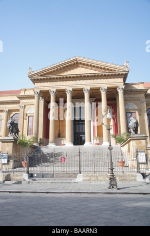 Théâtre (Teatro Massimo), Palerme, Sicile, Italie Banque D'Images