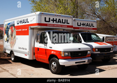 U camions garé la route 89 du comté de Kane kanab utah usa Banque D'Images