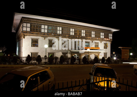 Capacités à Thimphu ville la nuit. Bhoutan scène de nuit 90842 Bhutan-Thimphu Banque D'Images