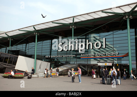 L'aéroport de Schiphol, entrée principale, Amsterdam, Pays-Bas. Banque D'Images