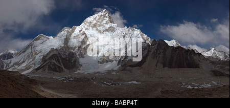Vue depuis le Kala Pattar khumbu au Népal Banque D'Images