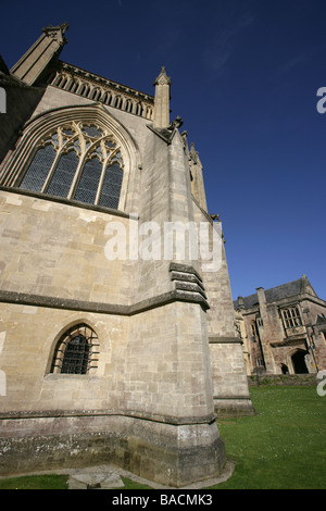 La ville de Wells, en Angleterre. Vue oblique de Wells Cathedral Chapter House avec la passerelle à proximité des vicaires dans l'arrière-plan Banque D'Images