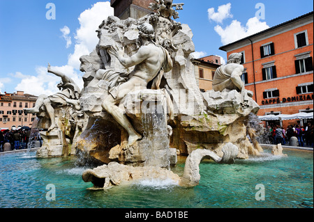 Détails sur la Fontana del Quattro Flumi à Piazza Navona, Rome Banque D'Images