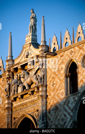 Italie Venise Palais Ducal San Marco Stadtteil Dogenpalast Markuslöwe Banque D'Images