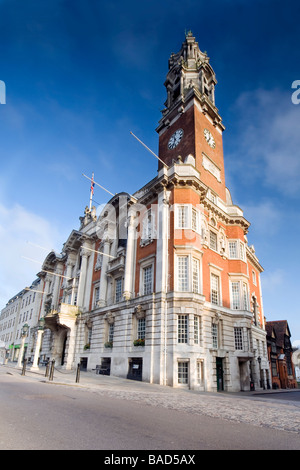 Colchester Hôtel de Ville sur la rue un grand angle cliché pris à partir d'un point de vue bas Banque D'Images