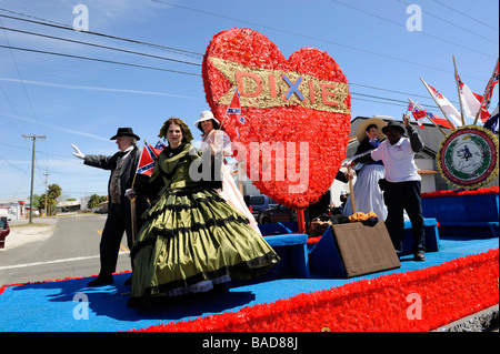 Le Cœur de Dixie flottent dans Strawberry Festival Parade Plant City en Floride Banque D'Images