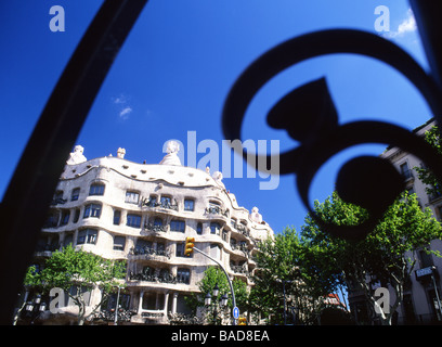 Antoni Gaudi, La Casa Mila ou édifice La Pedrera Passeig de Gracia Eixample Barcelone Catalogne Espagne Banque D'Images