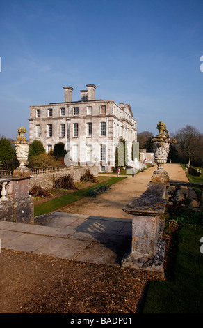 Vue sur Kingston Maurward House, une maison de campagne anglaise géorgienne dans le village de Stinsford près de Dorchester Banque D'Images