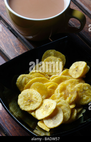 Chips de banane est un snack indien populaire fait à partir de matière banana Banque D'Images