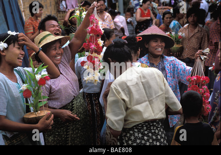 Myanmar (Birmanie), Rhône-Alpes, Taungbyon, Nat Pwe (Festival de spiritueux), offres ventes Banque D'Images