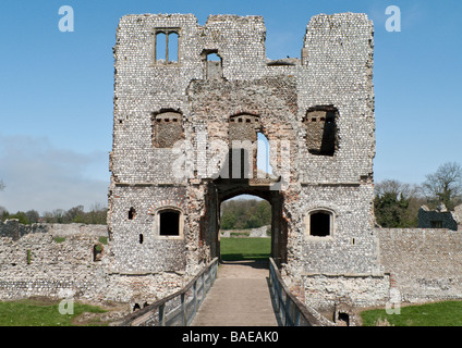 Les ruines de château médiéval Baconsthorpe North Norfolk Banque D'Images