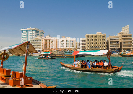 Bateaux dhow Taxi à Dubaï Creek Banque D'Images