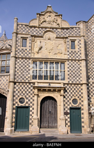 Trinity Guildhall façade, marché le samedi Place, King's Lynn, Norfolk, Angleterre, Royaume-Uni Banque D'Images