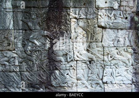 Procession de guerriers North West Gallery temple Bayon Angkor Thom Siem Reap Cambodge Banque D'Images