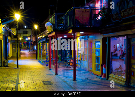 Le Brighton and Hove, scènes de rue la nuit Banque D'Images