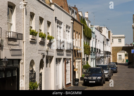 Maisons terrasse Mews Mews West Eaton Belgravia City of Westminster London SW1 Angleterre Banque D'Images