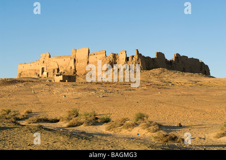 L'Égypte, de Haute Egypte, Désert de Libye, Oasis de Kharga, Qasr el Ghueita, ancienne forteresse romaine Banque D'Images